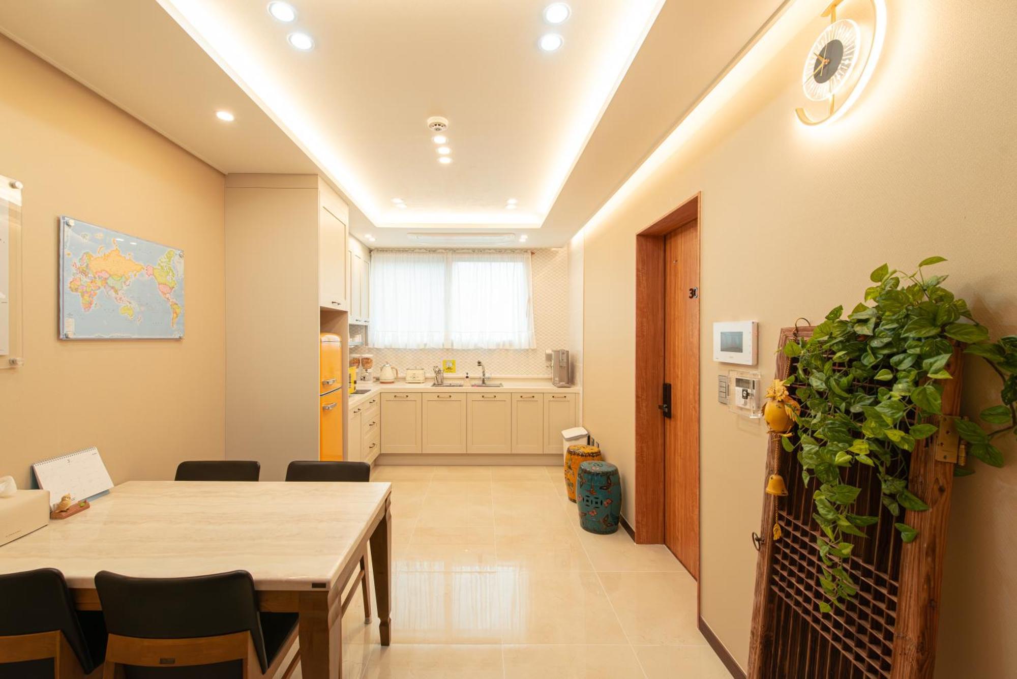 Incheon Airport Guest House King ภายนอก รูปภาพ
