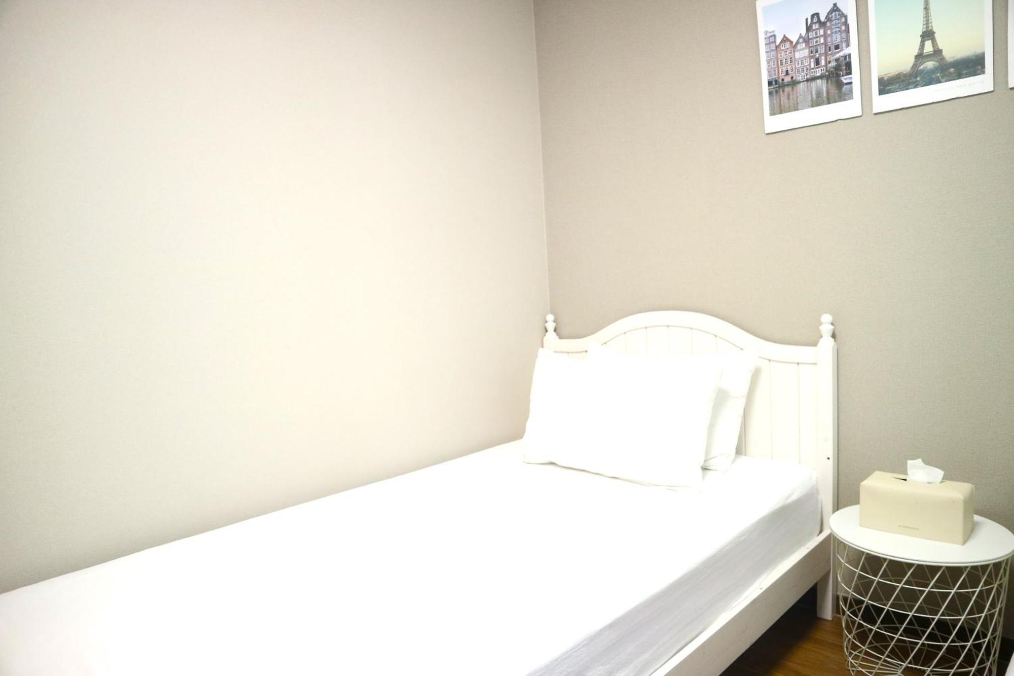 Incheon Airport Guest House King ภายนอก รูปภาพ